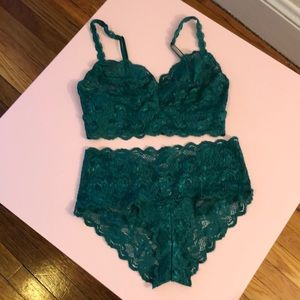 Never worn Cosabella Bralette and matching panties